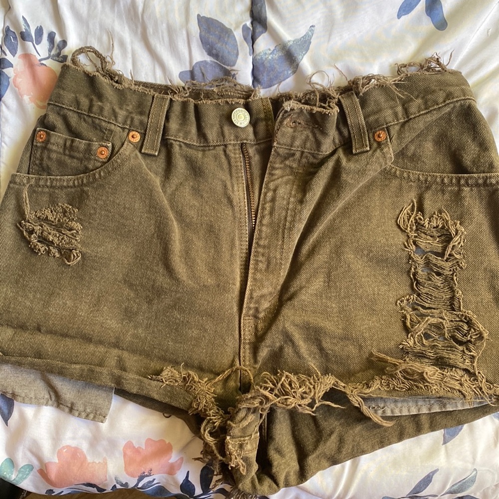 Distressed shorts